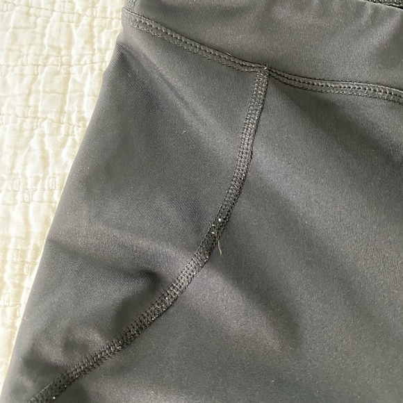 FILA Sport Performance Cropped Leggings – Women’s Size M - Picture 5 of 7